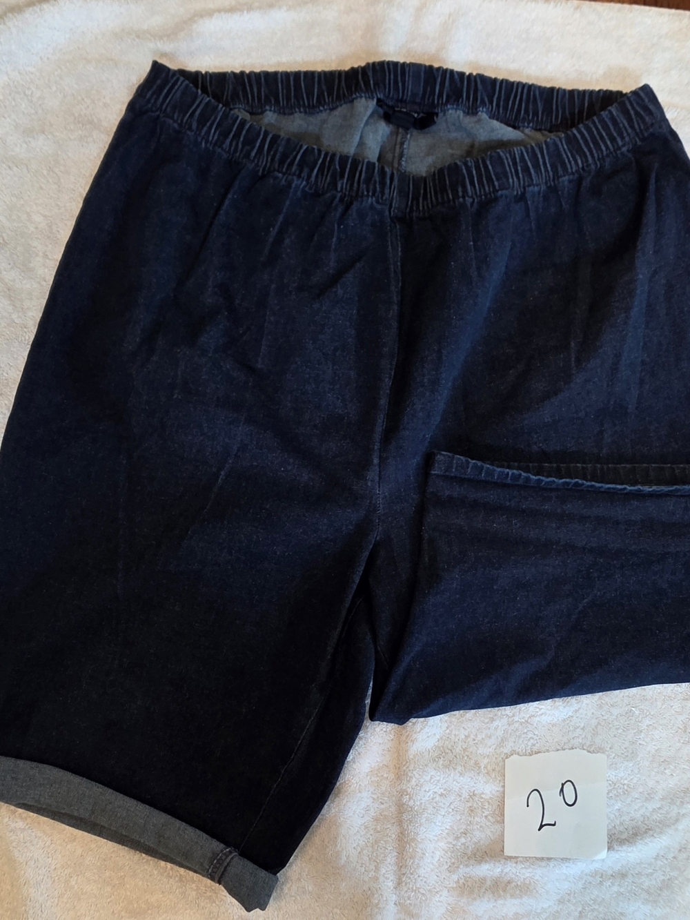 Denim 24/7 22W Pull On Stretch Denim Bermuda Shorts Dark Wash Elastic Waist